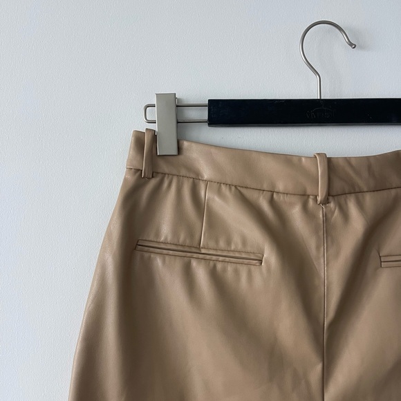 Beige leather Zara Bermuda shorts - Picture 5 of 5